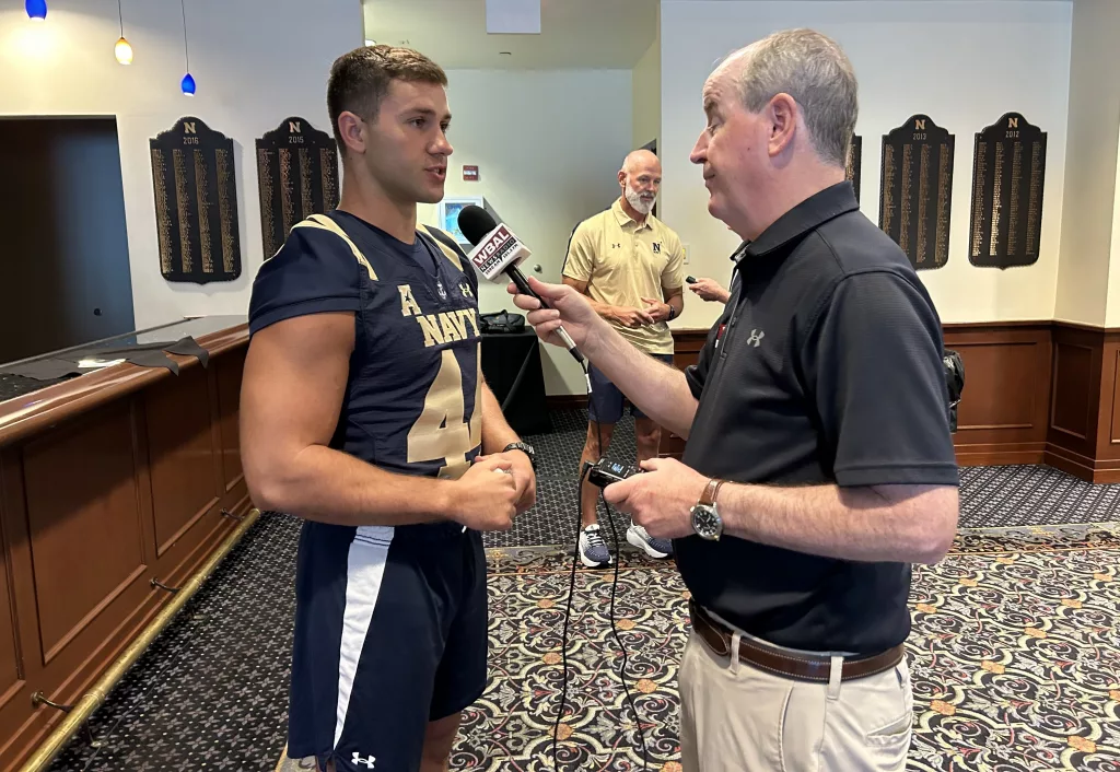 Navy LB Colin Ramos