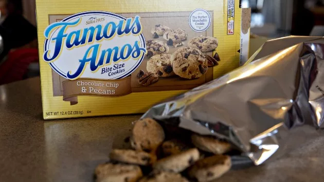 Wallace Amos Jr., founder of Famous Amos cookies, dies at 88 | WBAL ...