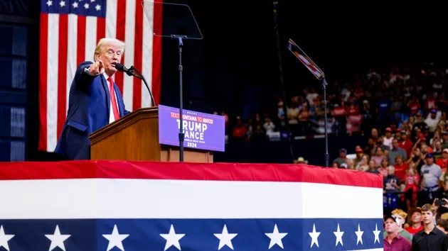 gettyimages_trumprally_081524308405