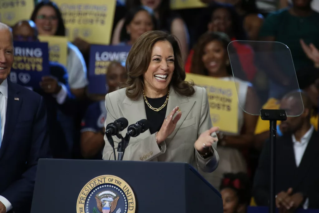 President Biden, Vice President Harris in Maryland to announce lowering cost of prescription drugs. (Image Credit: Phil Yacuboski, WBAL NewsRadio Reporter)