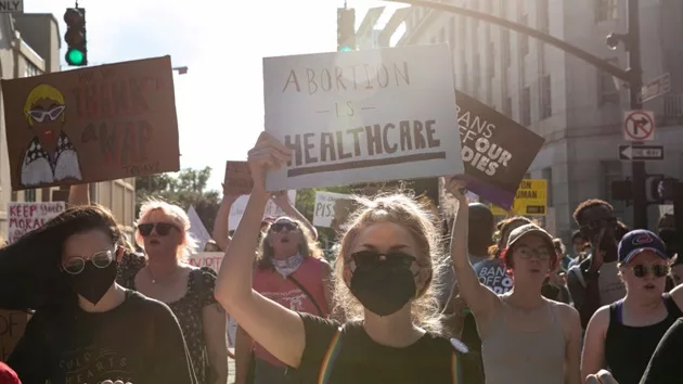 gettyimages_abortionprotestors_091224201641