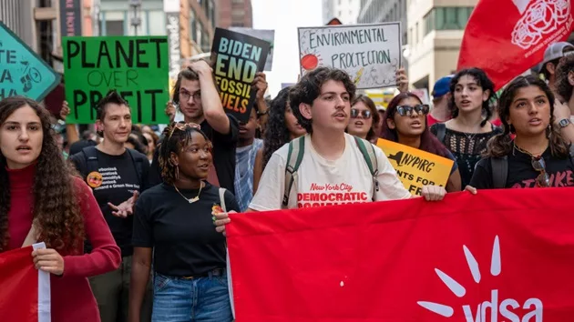 gettyimages_climateprotest_092524693201