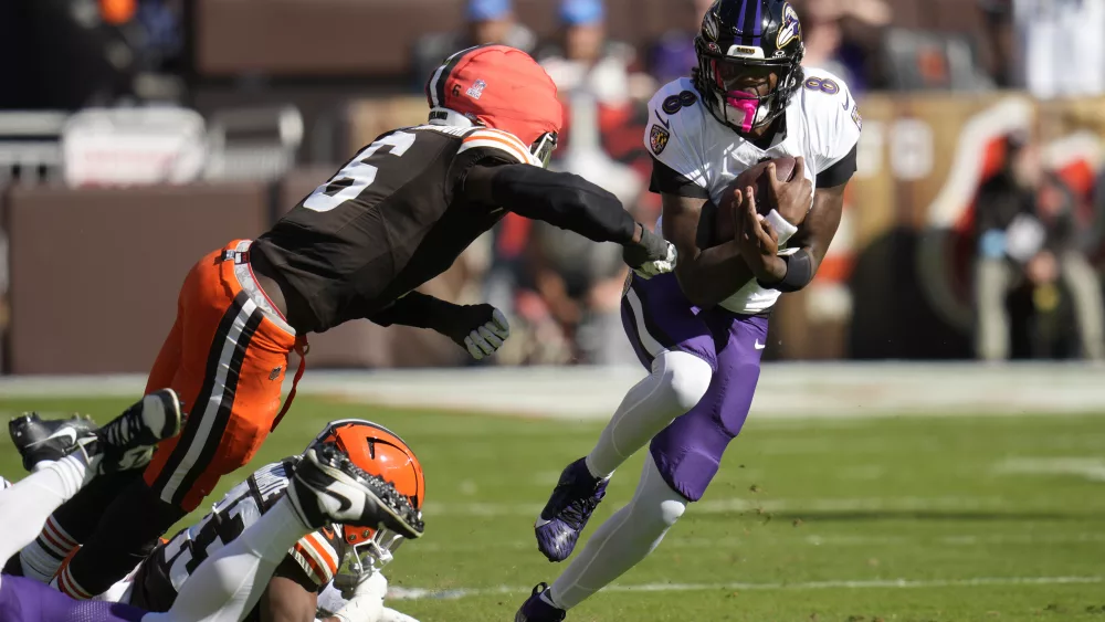 Jameis Winston threw a 38-yard touchdown pass — his third of the game — to Cedric Tillman with 59 seconds left as the Cleveland Browns beat Lamar Jackson and the Baltimore Ravens 29-24 to snap a five-game losing streak. Making his first start in two years and replacing injured starter Deshaun Watson, Winston helped the Browns take down their AFC North rival. But only after surviving a late comeback attempt by Jackson, who drove the Ravens to Cleveland’s 24 in the final seconds. Jackson threw two incompletions into the end zone, the second to Zay Flowers as time expired. Winston finished 27 of 41 for 334 yards in his first start since Sept. 25, 2022, for New Orleans.