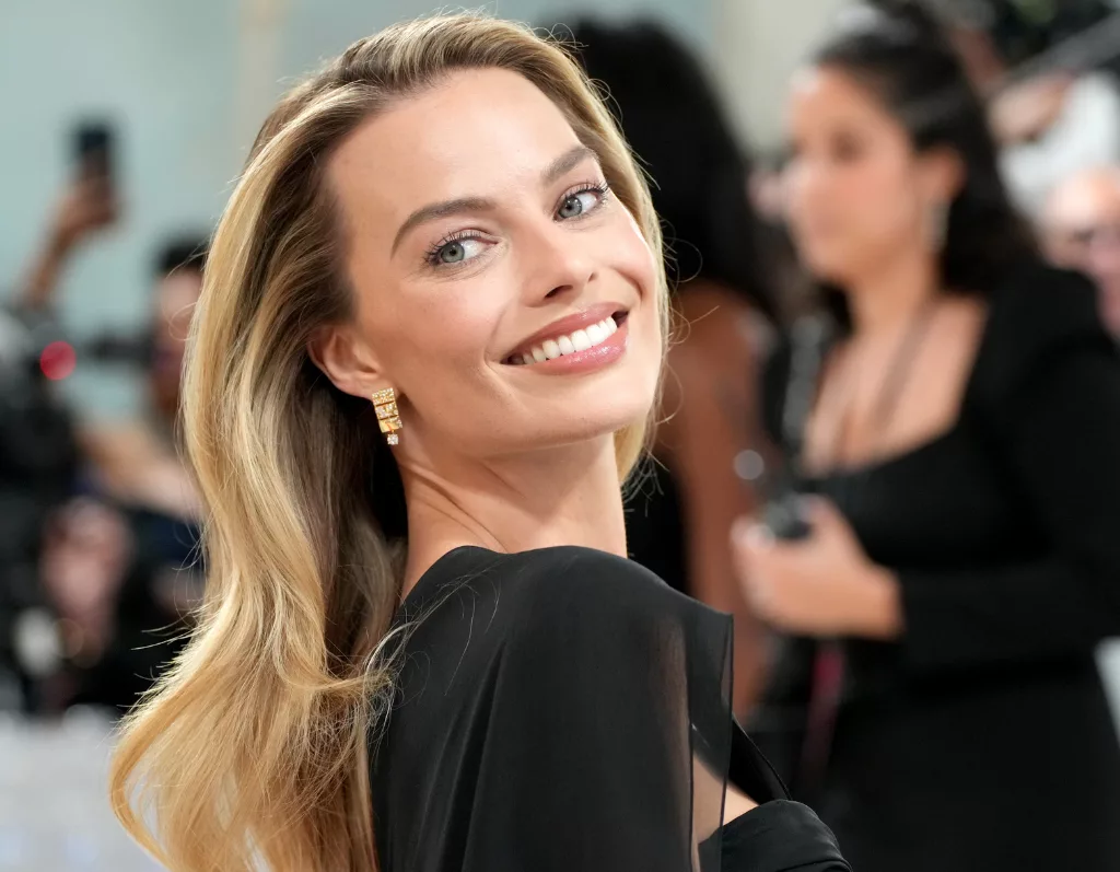 getty_margotrobbie_112724355945