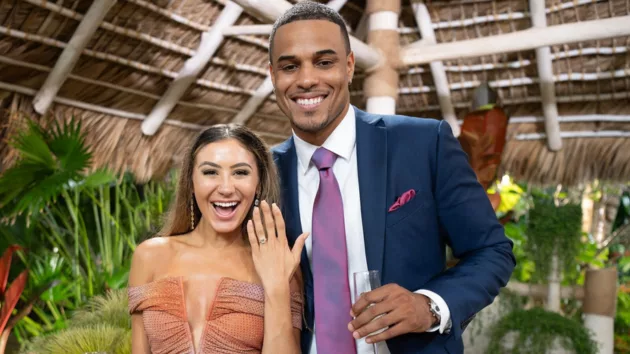 'The Bachelor' star Grant Ellis, Juliana Pasquarosa part ways, say they