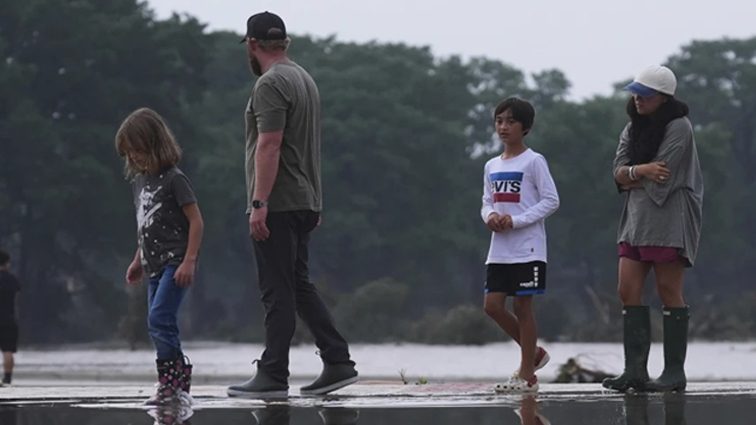 At least 27 people dead in Texas floods as search continues for many ...