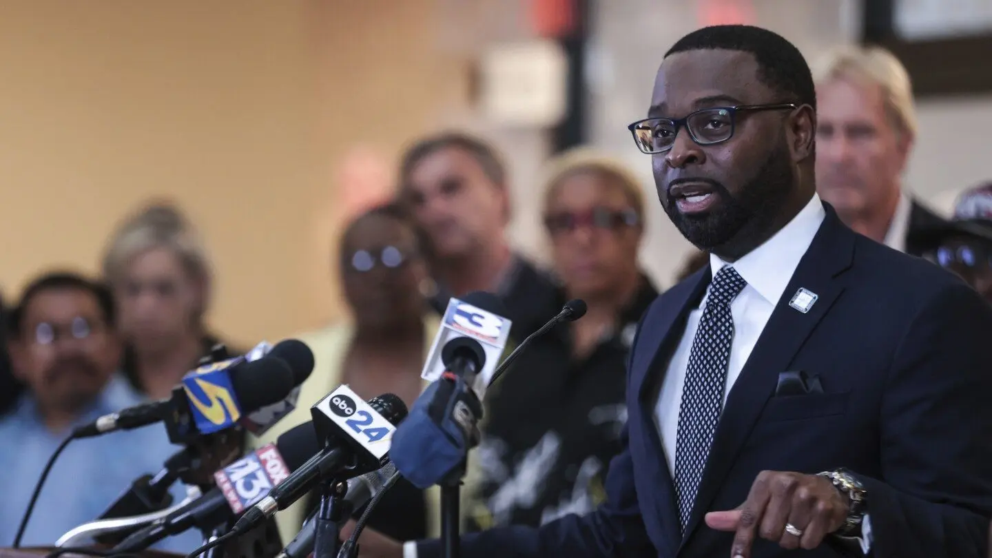 Memphis mayor says he got confirmation National Guard would be deployed  from Trump's TV comments | WBAL Baltimore News