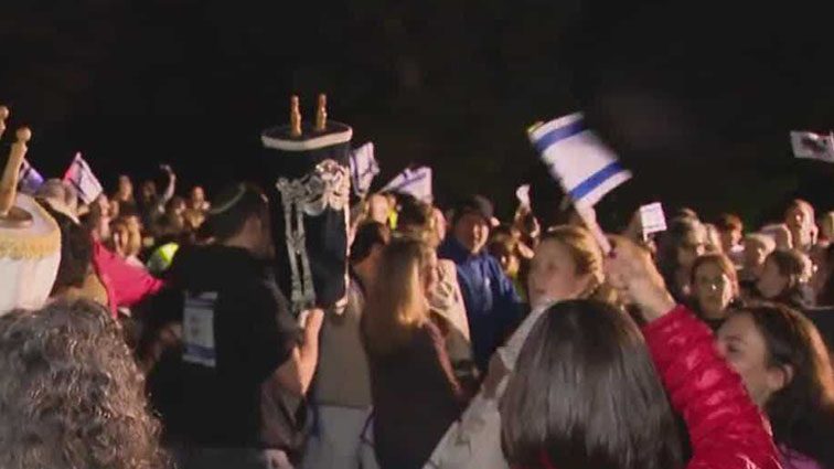 ‘A lot of relief’: Baltimore Jewish community celebrates hostage release