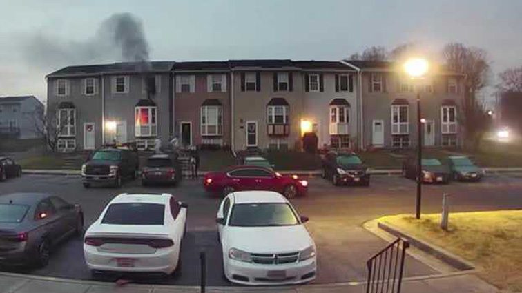 Neighbors help rescue adult, 2 children from Baltimore County house fire in Middle River