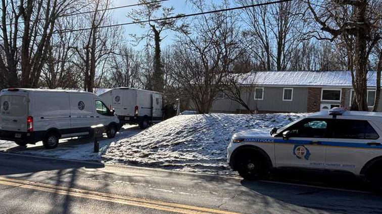 Baltimore County police investigate double stabbing at Owings Mills house