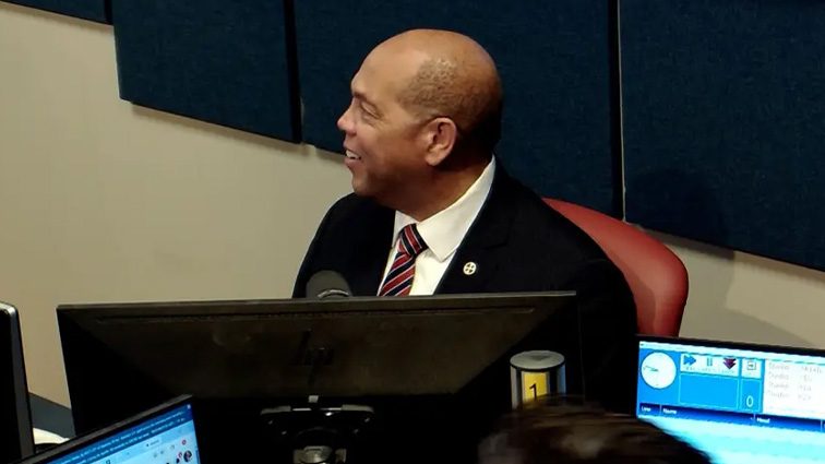 Baltimore County Councilman Julian Jones pushes local energy purchasing plan