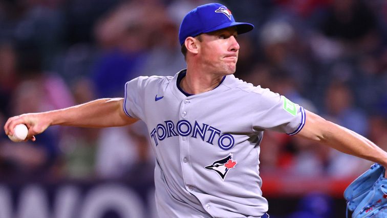 Orioles and RHP Chris Bassitt finalize $18.5 million contract