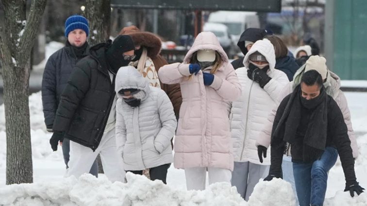 Blizzard warnings issued for New York City, New Jersey, as storm threatens East Coast