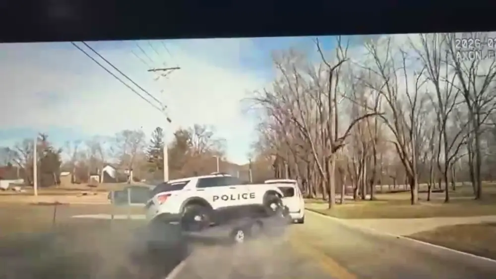WATCH: Dashcam video shows police chase ending with rollover crash in ...