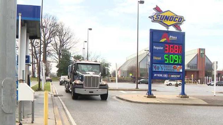 Impact of gas prices amid Iran war passed onto consumers as truck drivers pay more