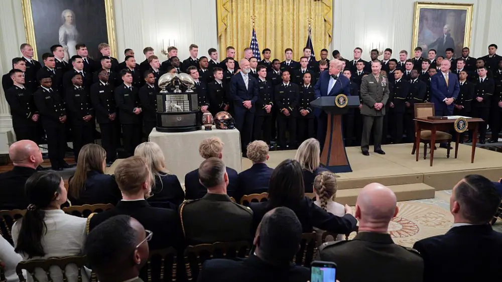 Navy Midshipmen visit White House, Trump issues executive order