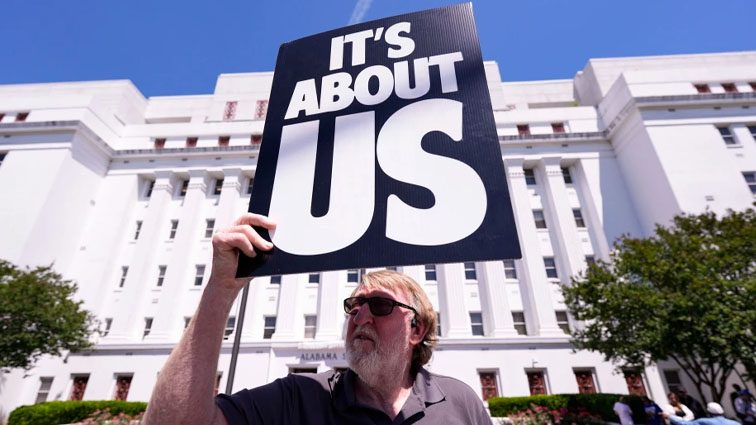 Redistricting is rampant ahead of midterm elections. What states are taking action?