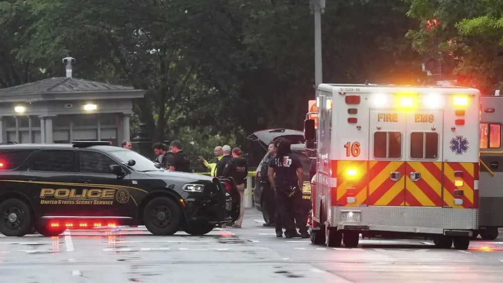 Suspect Dies After Shooting Near White House Security Checkpoint, Says Secret Service