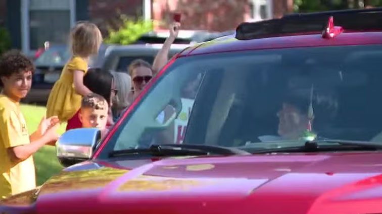 Baltimore County teen injured in Phoenix crash welcomed home by community