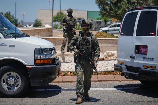 Arab attacker opens fire in central Israel, killing 1 and wounding 5
