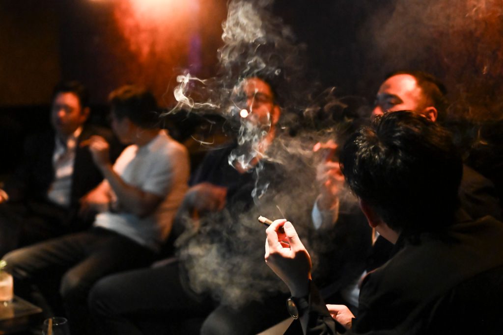 Maryland backs multistate effort targeting Formula 1 tobacco ads