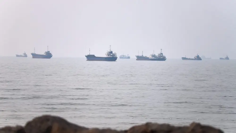 Iran warns oil tankers to use approved routes in Strait of Hormuz or ...