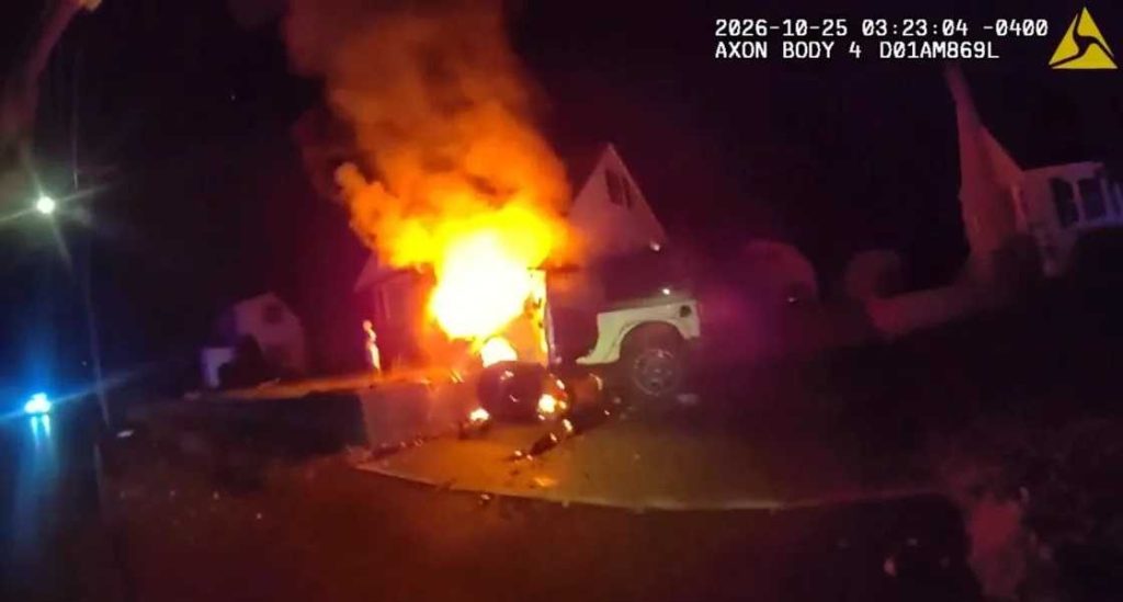 Bodycam video: Officers rescue man from burning Jeep in dramatic early morning crash