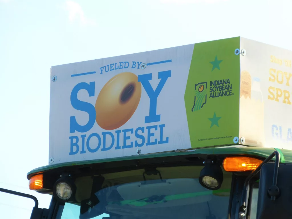 INDIANA-SOY-BIODIESEL-TRACTORS-INDIANA-STATE-FAIR-PHOTO-2.webp