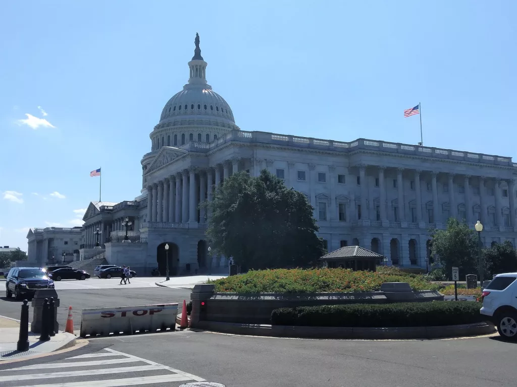 CAPITOL-BUILDING-PHOTO-7.webp