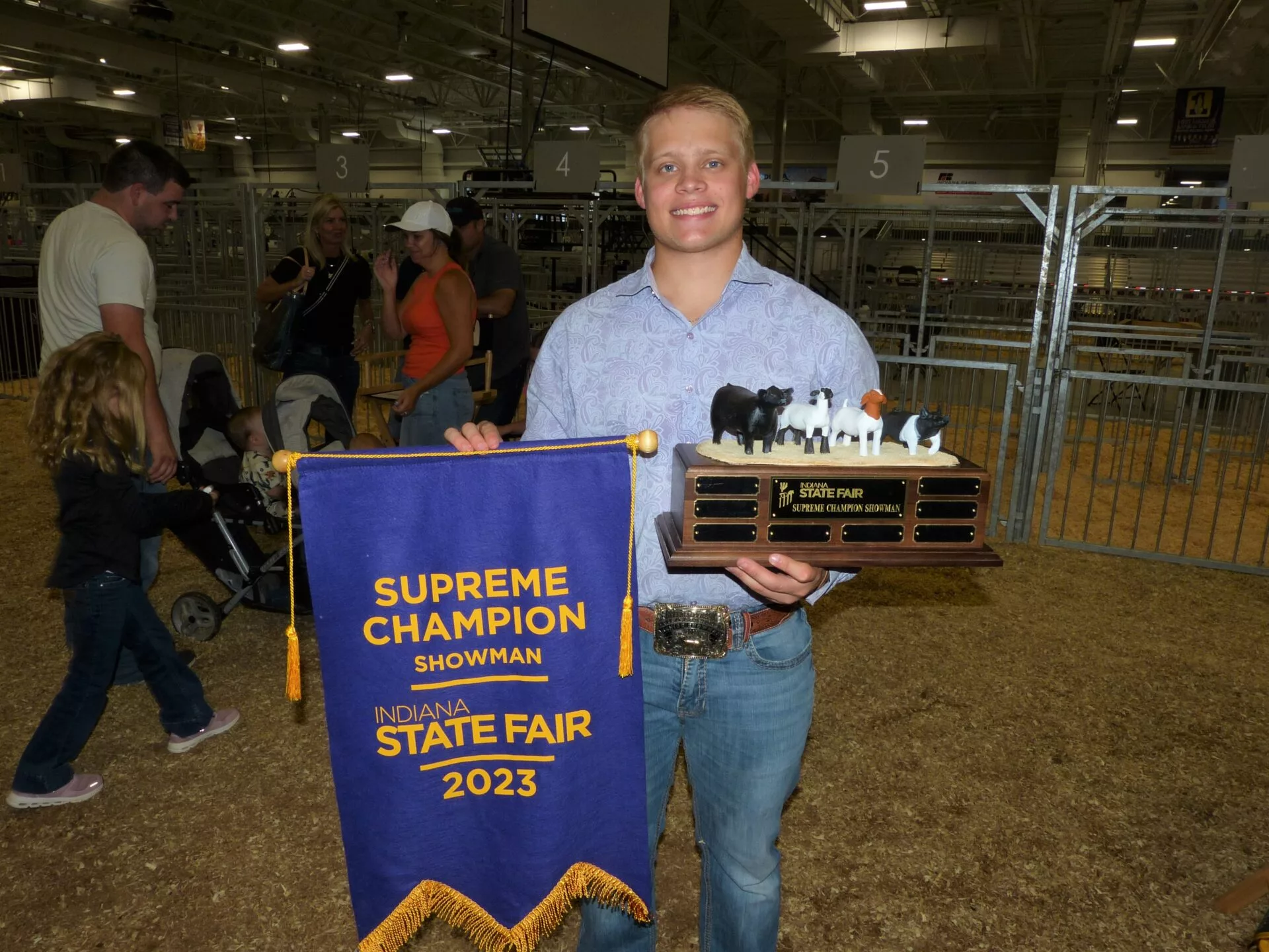 SUPREME-SHOWMANSHIP-PHOTO-23