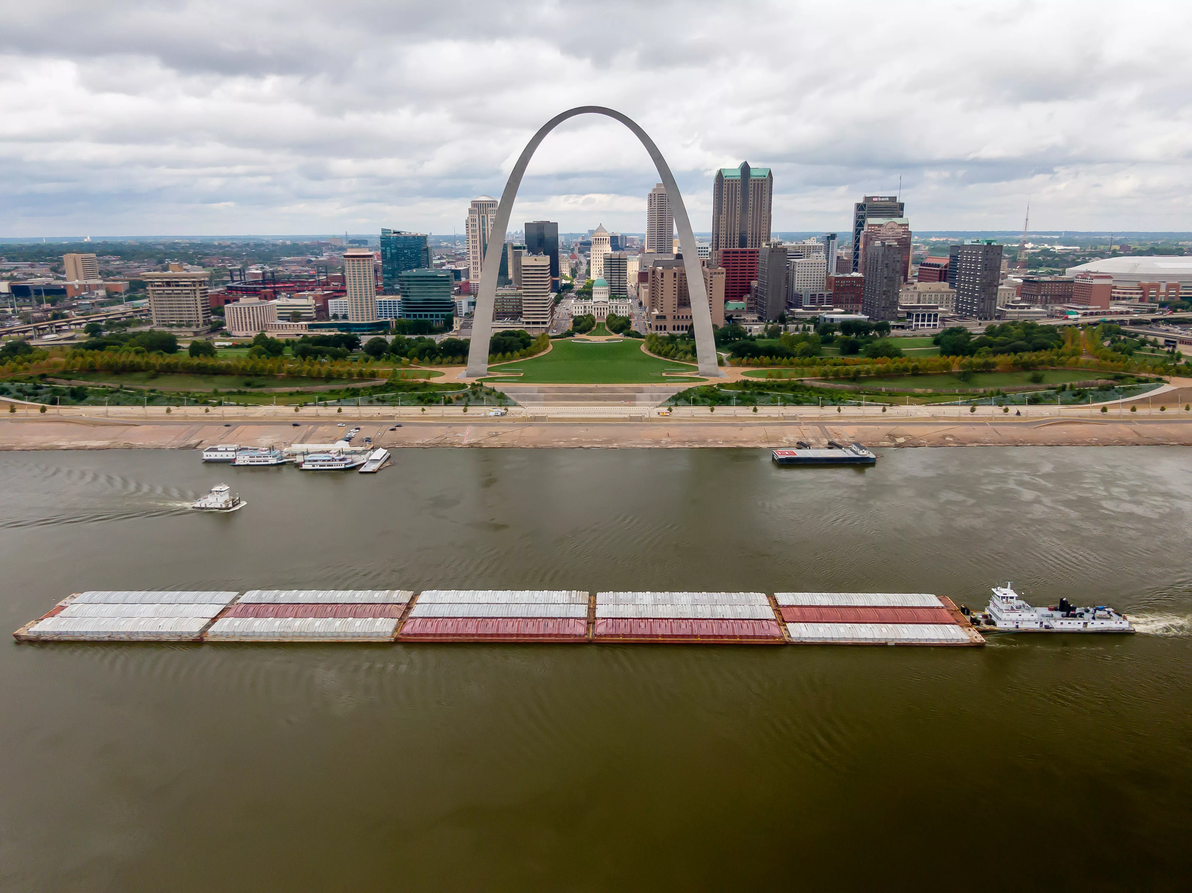 Farming and shipping in the Mississippi Valley