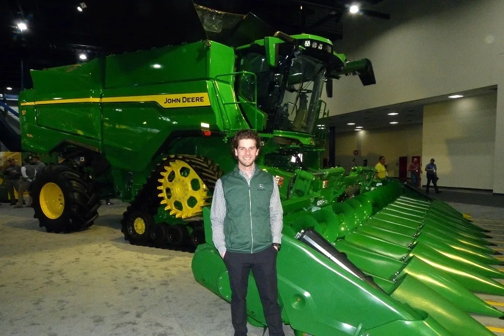 John Deere Introduces New S7 Series Combines at Commodity Classic | Hoosier  Ag Today