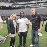 ashton-jeanty-with-two-fans