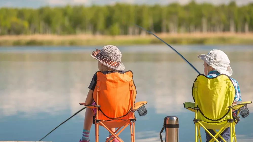 kids-fishing-adobe-stock-photo-1-jpg