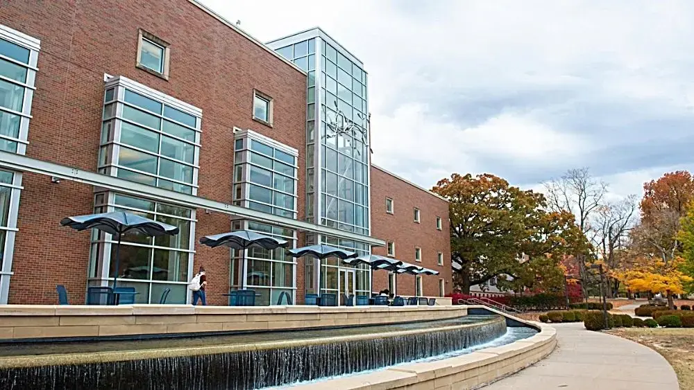 siu-morris-library-4-jpeg