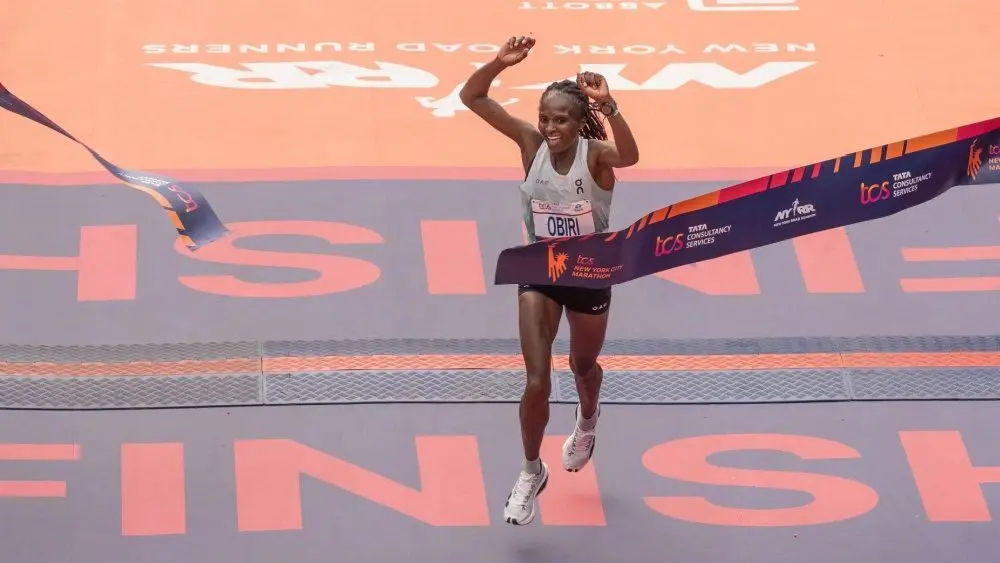 Hellen Obiri breaks course record, Benson Kipruto wins in photo finish at 2025 NYC Marathon