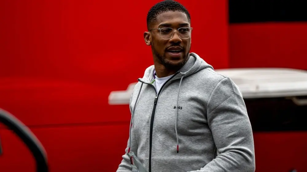 Heavyweight boxer Anthony Joshua in stable condition after fatal car crash in Nigeria that killed two others