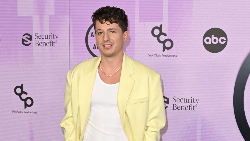 shutterstock_2228899971678950