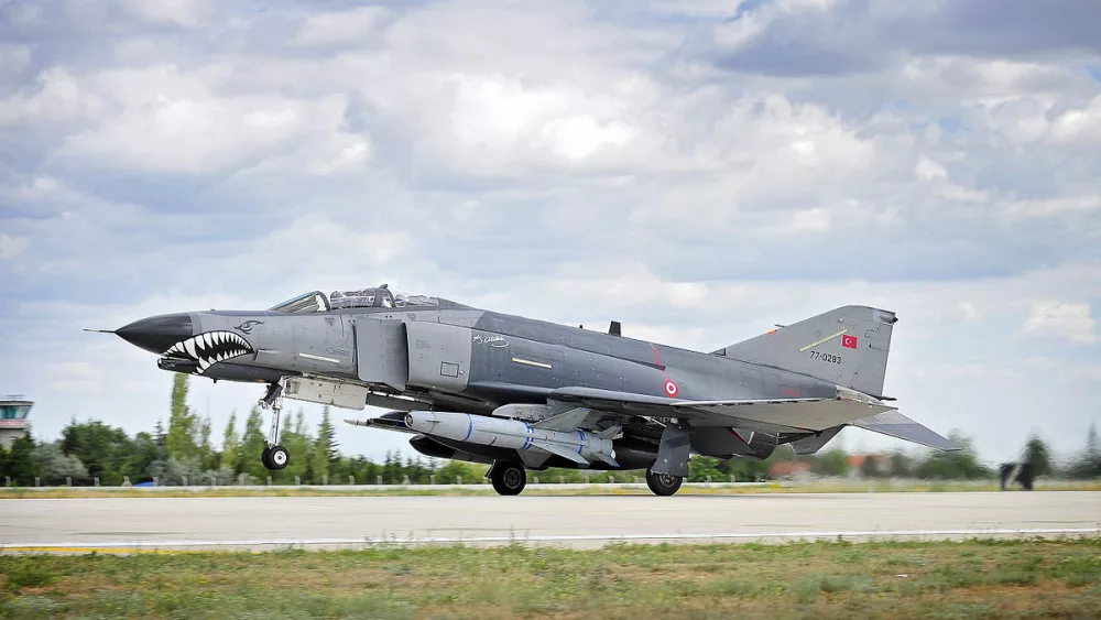 1200px-turkish_air_force_f4e_phantom_ii_mod_45157794