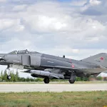 1200px-turkish_air_force_f4e_phantom_ii_mod_45157794