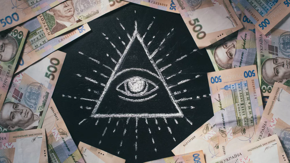all seeing eye in the center of global currency types.