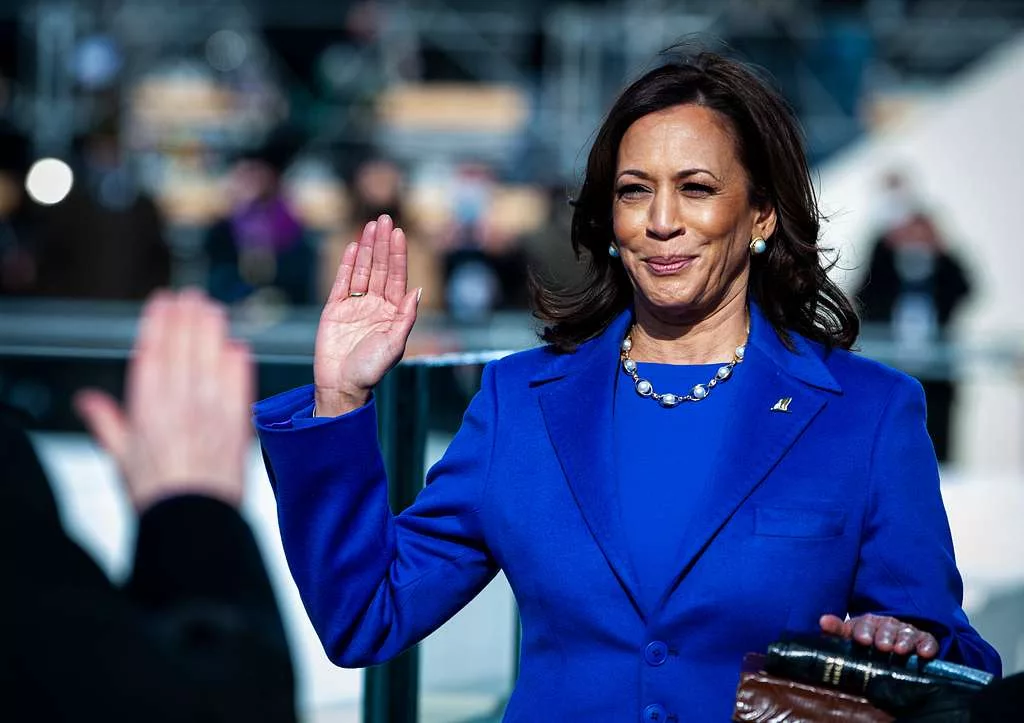 vice-president-kamala-harris-takes-the-oath-of-office-193ac5-1024