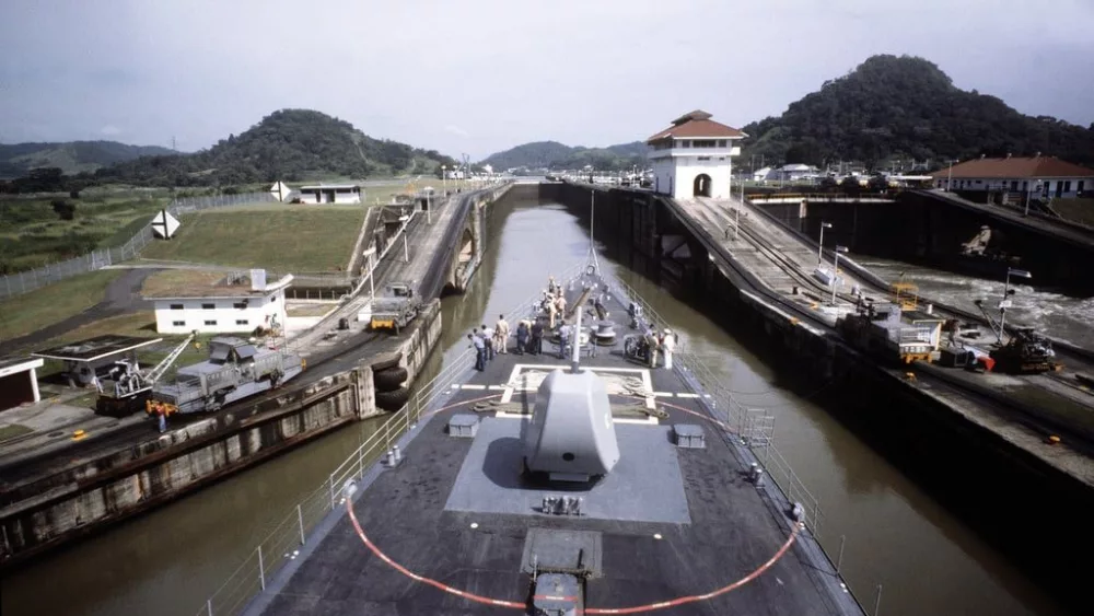 a-view-of-the-panama-canal-as-seen-from-the-superstructure-of-the-destroyer-88e391-1024