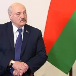 https://upload.wikimedia.org/wikipedia/commons/c/c4/Alexander_Lukashenko_%282022-06-25%29.jpg