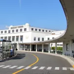 Larry D. Moore, CC BY 4.0 , via Wikimedia Commons - https://upload.wikimedia.org/wikipedia/commons/0/0e/Reagan_terminal_A_entrance_2013.jpg