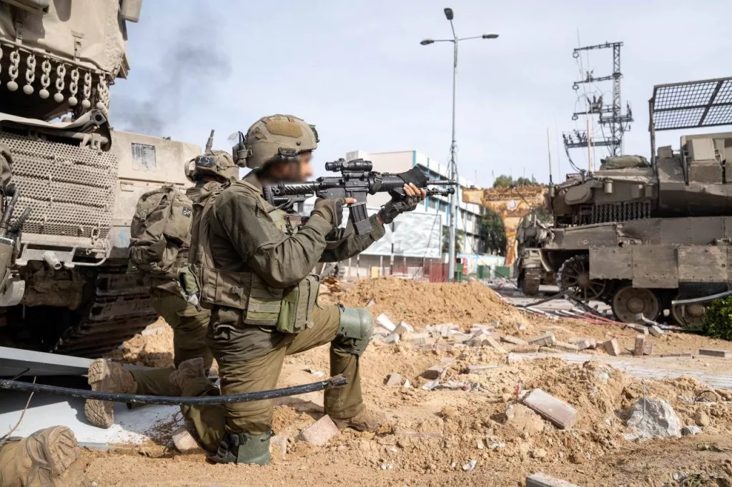 IDF Spokesperson's Unit photographer, CC BY-SA 3.0 , via Wikimedia Commons