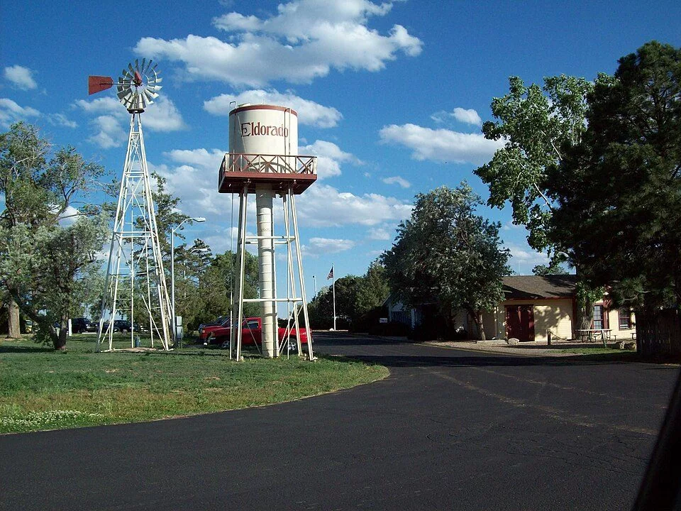 Atomic Energy505, Public domain, via Wikimedia Commons