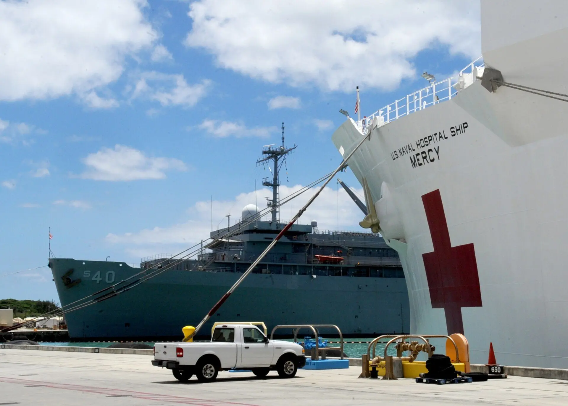 Official U.S. Navy Page from United States of America, Public domain, via Wikimedia Commons