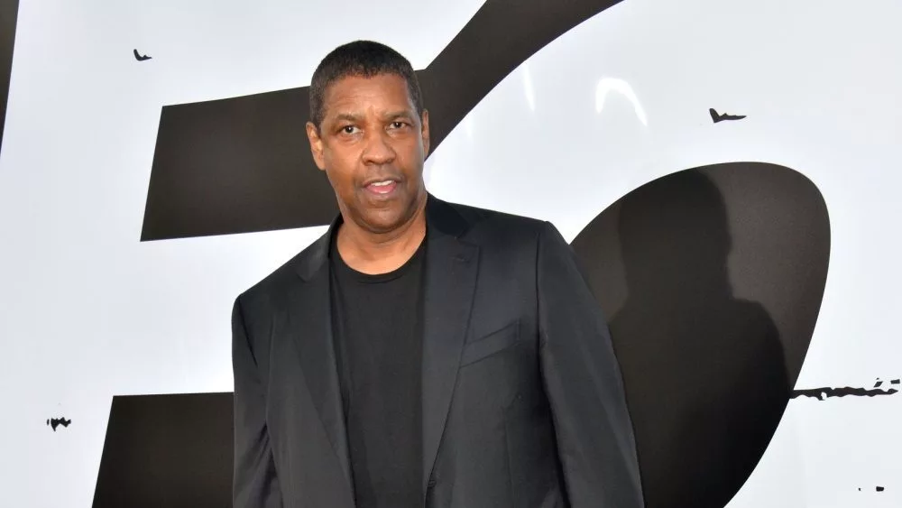 Denzel Washington at the premiere for "The Equalizer 2" at the TCL Chinese Theatre LOS ANGELES^ CA - July 17^ 2018