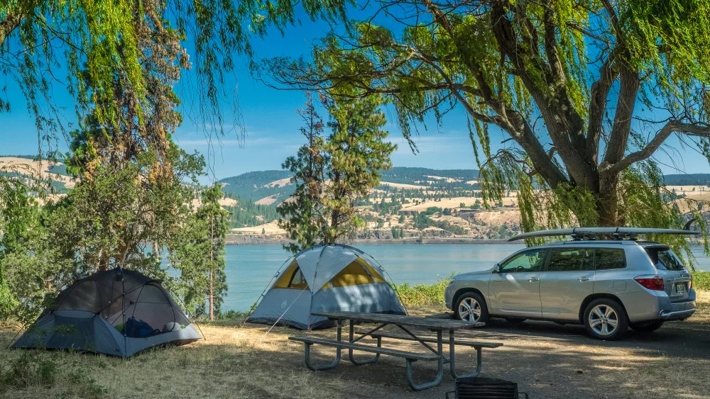 Tent camping at Memaloose State Park